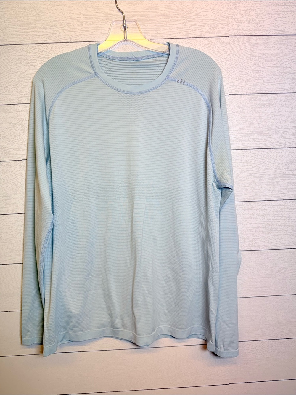 Lululemon Metal Vent Tech Long Sleeve Light Blue Shirt Size Large